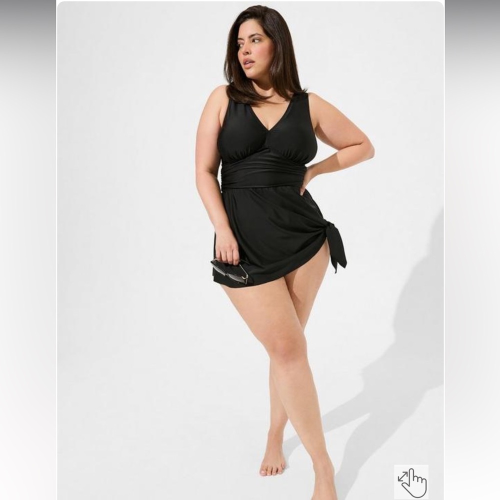TORRID™️ Women's Size 2 Black Wireless Short Asymmetrical Swimdress W/ Briefs
